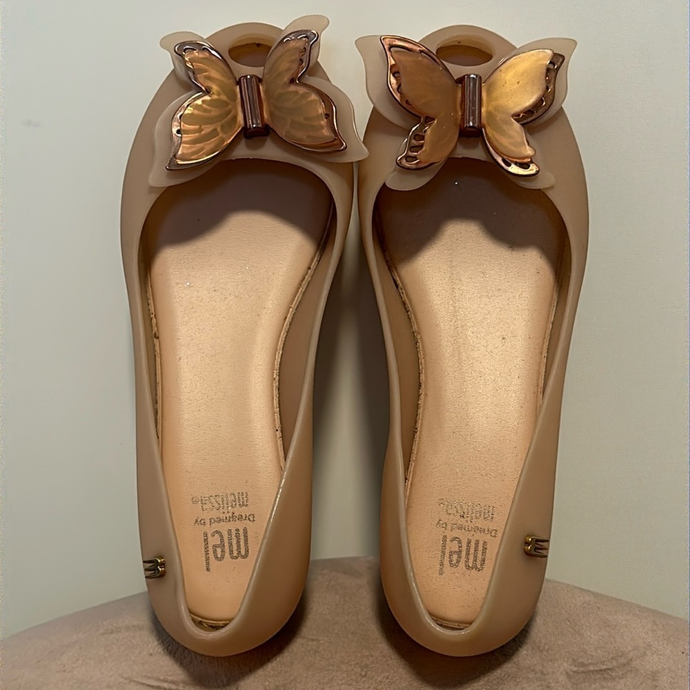 Mel by Melissa, gorgeous blush, pink flats with peep toe and butterfly details